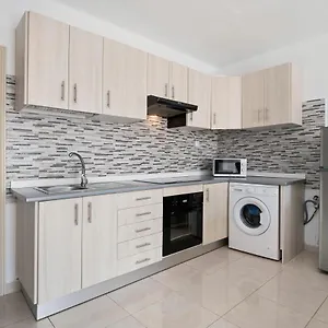 https://happy-beach-apartment.in-canary-islands.com